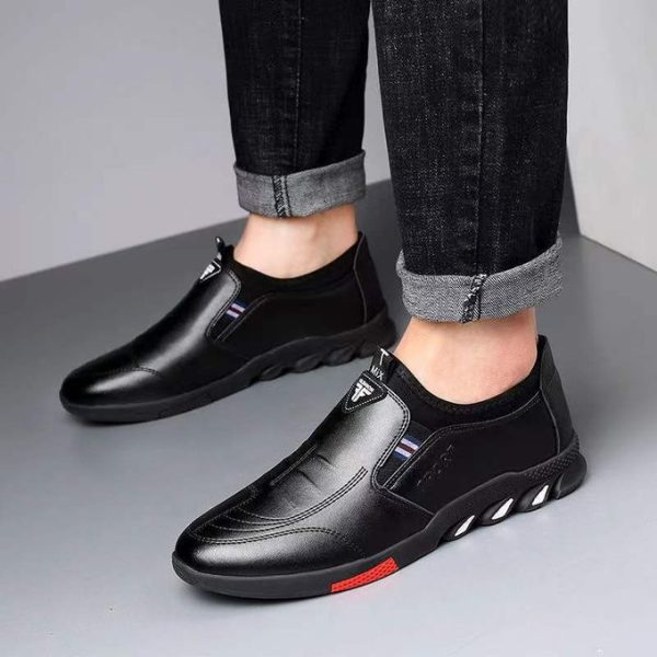 Fashion Men's Soft Sole Leather Shoes - Black