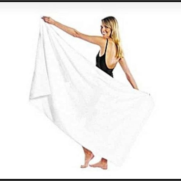 One White Cotton Towel